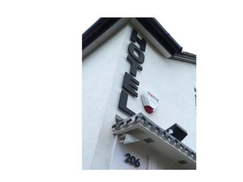 Hotel Nap Inn Barnet Buitenkant foto