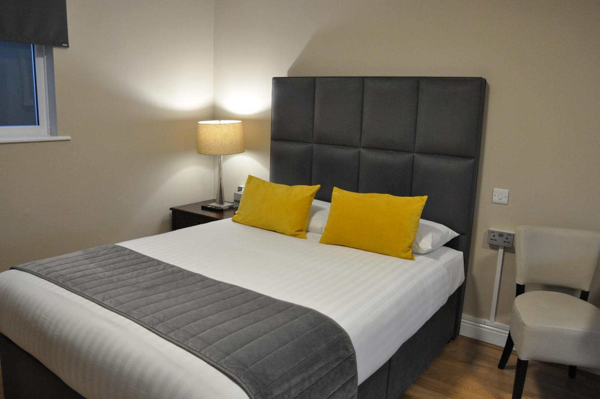 Hotel Nap Inn Barnet Buitenkant foto