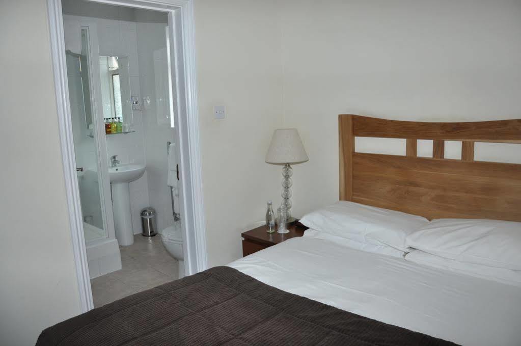 Hotel Nap Inn Barnet Buitenkant foto